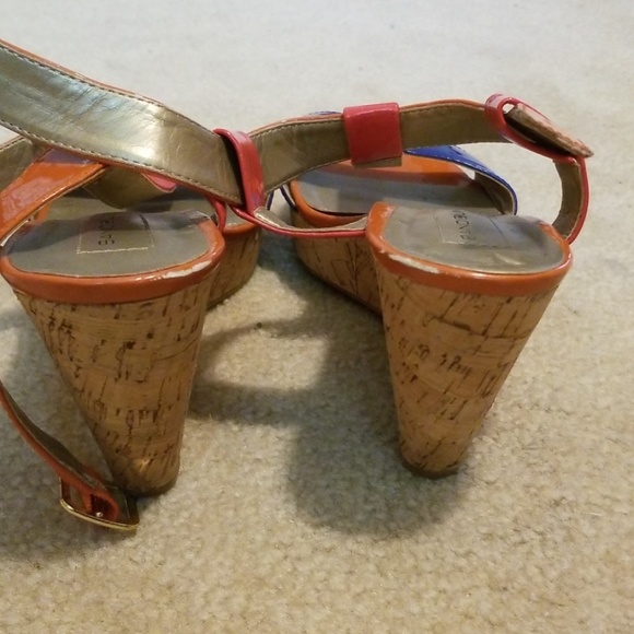 Fun cork wedges - Picture 4 of 6